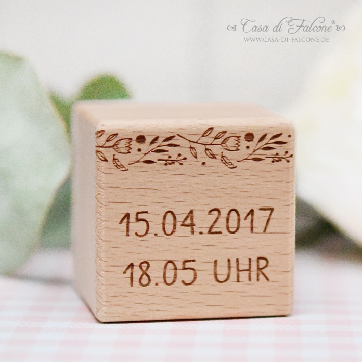 Personalisiertes 4er Holzwrfel-Set zur Geburt, Ranke