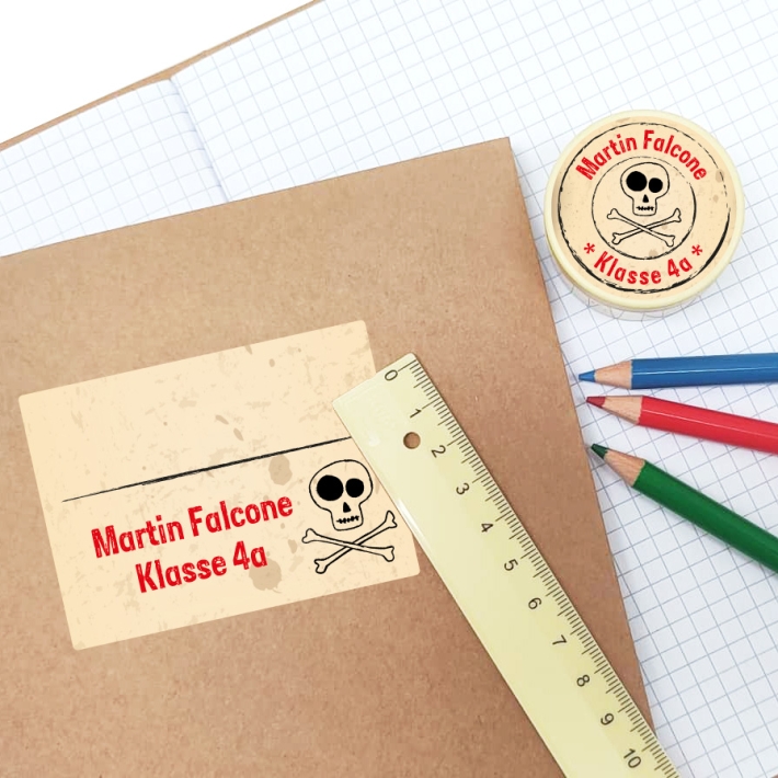 Namensaufkleber Set fr die Schule Totenkopf