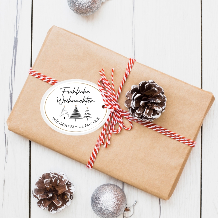 Weihnachtsaufkleber Tannen modern, personalisiert