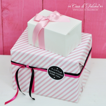 Geschenkpapier Stripes rosa