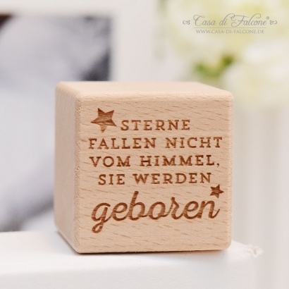 Gravierter Wrfel aus Holz mit Wunschtext, Stern